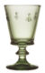 Sklenice na noze 0,24L, ABEILLE, zelená|olive - Sklenice La Rochere - sklo s francouzským šarmem pro vaše nápoje. Vyberte si z lisovaného skla nebo křišťálu, které má jedinečný vzhled a pocit. Různé kolekce a dekory vás nadchnou svou historií a kulturou. Sklenice La Rochere jsou odolné, kvalitní a vhodné do myčky. Objednejte si ještě dnes a užijte si francouzskou eleganci a kvalitu.