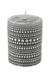 Svíčka šedá s krajkovým vzorem, M - Šedá svíčka s krajkovým vzorem s rozměry 6,5x7,5cm